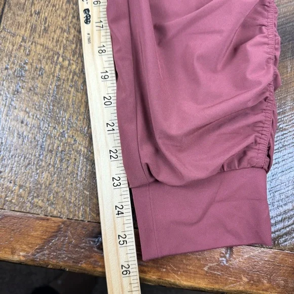 Athleta Attitude Lined Pants Size 6 Rose Mauve Ruched Joggers Cozy - Picture 8 of 9